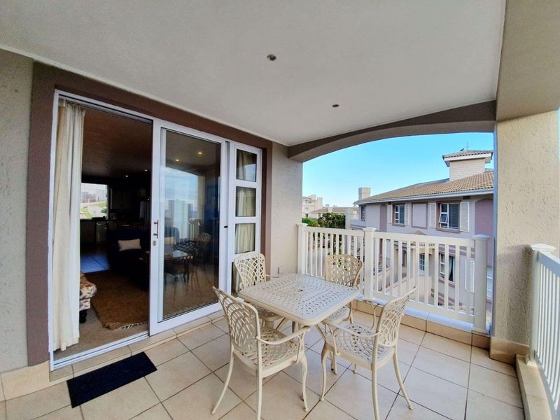 Golf Villa With Ocean Views, Investment and Safe! - Photo 9