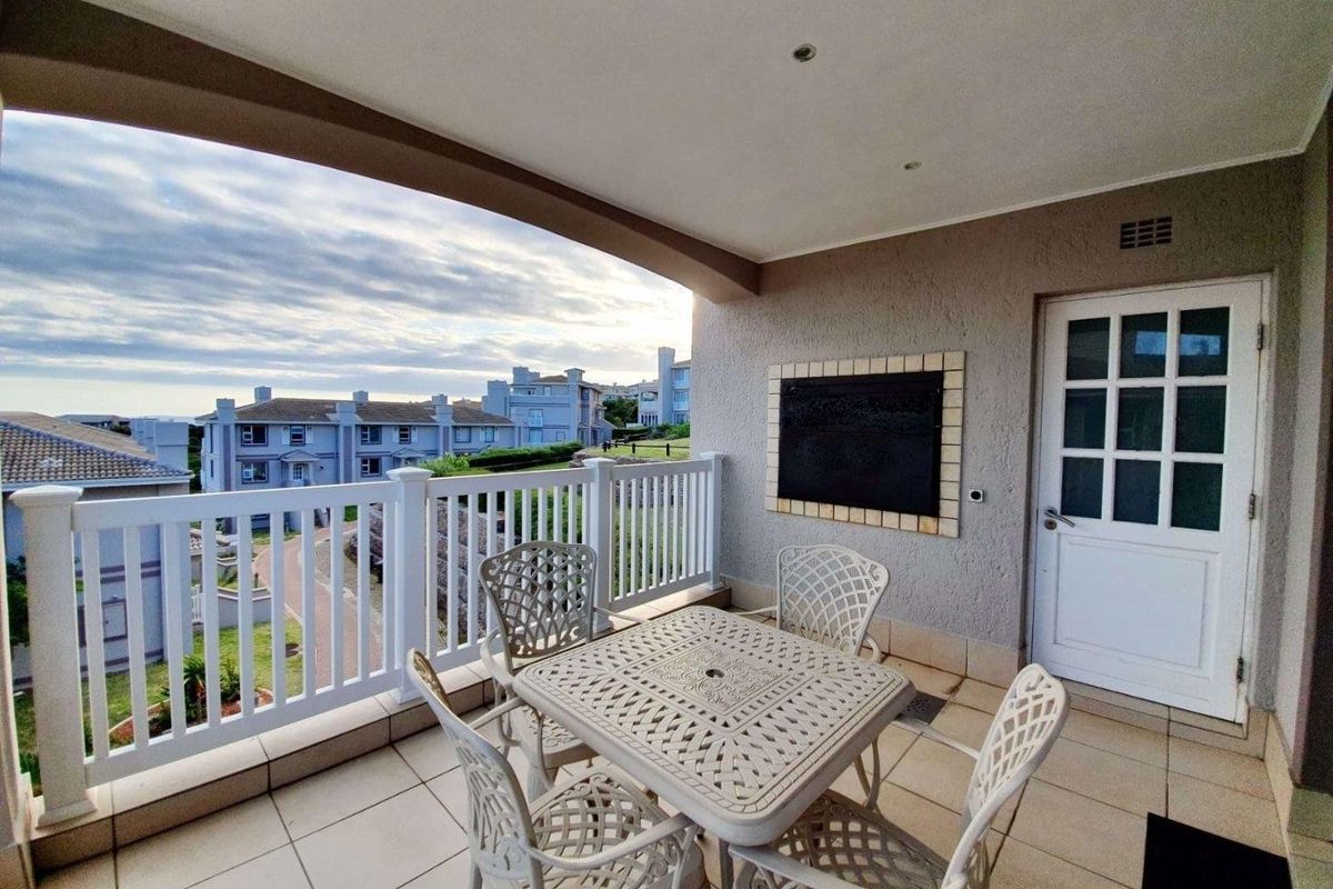 Golf Villa With Ocean Views, Investment and Safe! - Photo 4