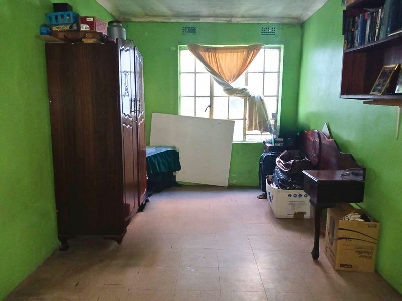 Spacious 3 Bedroom Home for Sale in Belhar - Photo 10