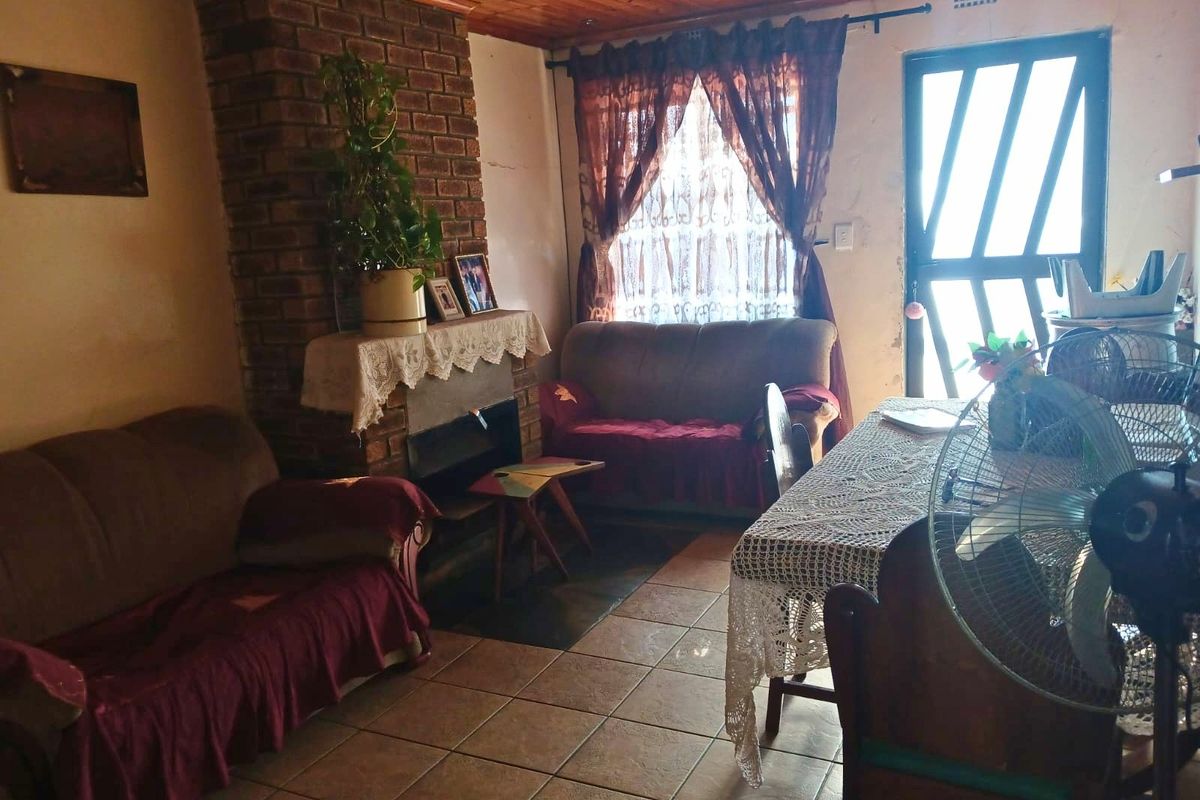 Spacious 3 Bedroom Home for Sale in Belhar - Photo 3