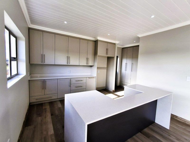 House For Sale in Stilbaai Wes, Stilbaai - Photo 6