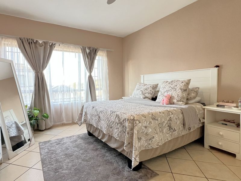 Ground Floor Investment Gem in Stonehenge - Ideal for First-Time Buyers or Investors - Photo 9