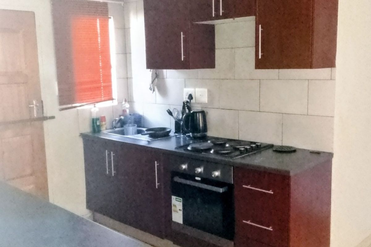 House To Rent in Protea Glen, Soweto - Photo 3