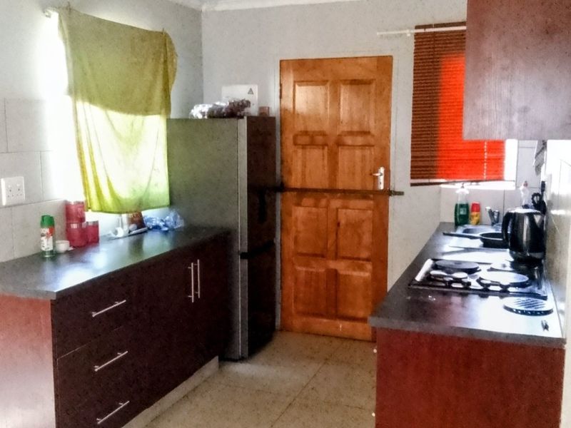 House To Rent in Protea Glen, Soweto - Photo 4