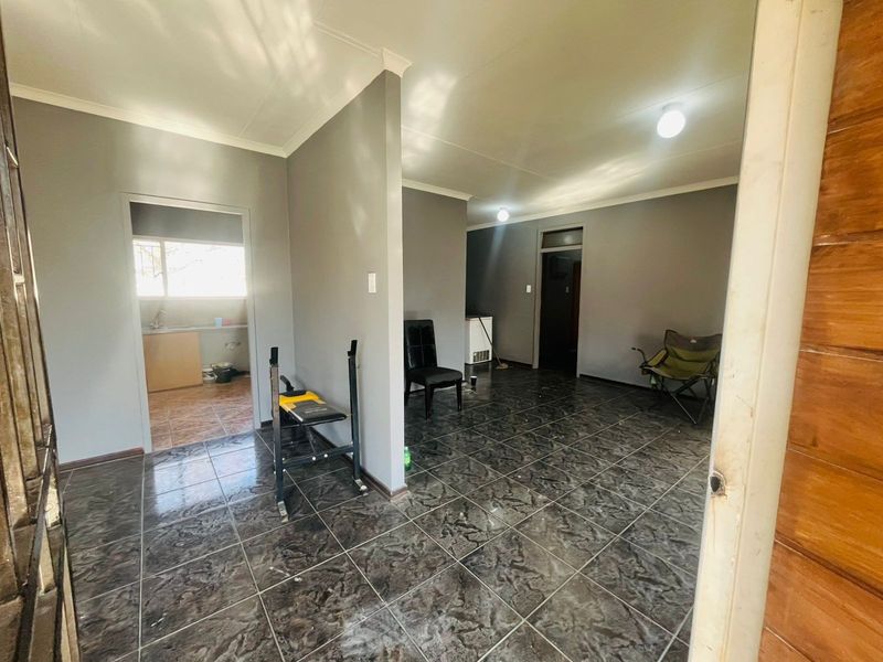 3-Bedroom House Available To Rent in Sasolburg Central, Sasolburg - Photo 4