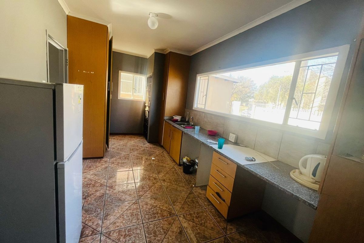 3-Bedroom House Available To Rent in Sasolburg Central, Sasolburg - Photo 5