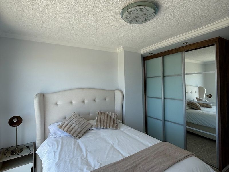 Apartment For Sale in Humewood, Port Elizabeth - Photo 5