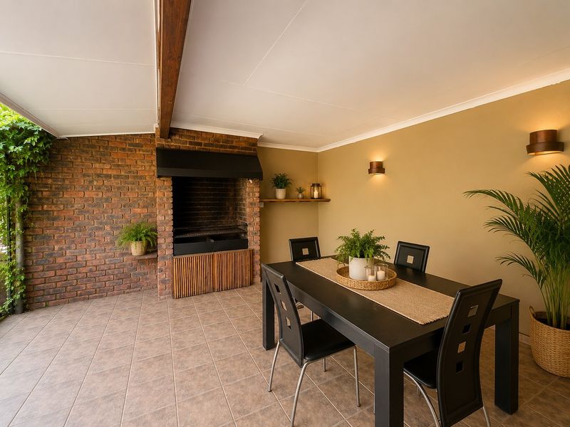 House For Sale in Elarduspark, Pretoria - Photo 5
