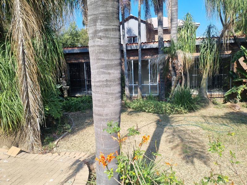 House For Sale in Elarduspark, Pretoria - Photo 5