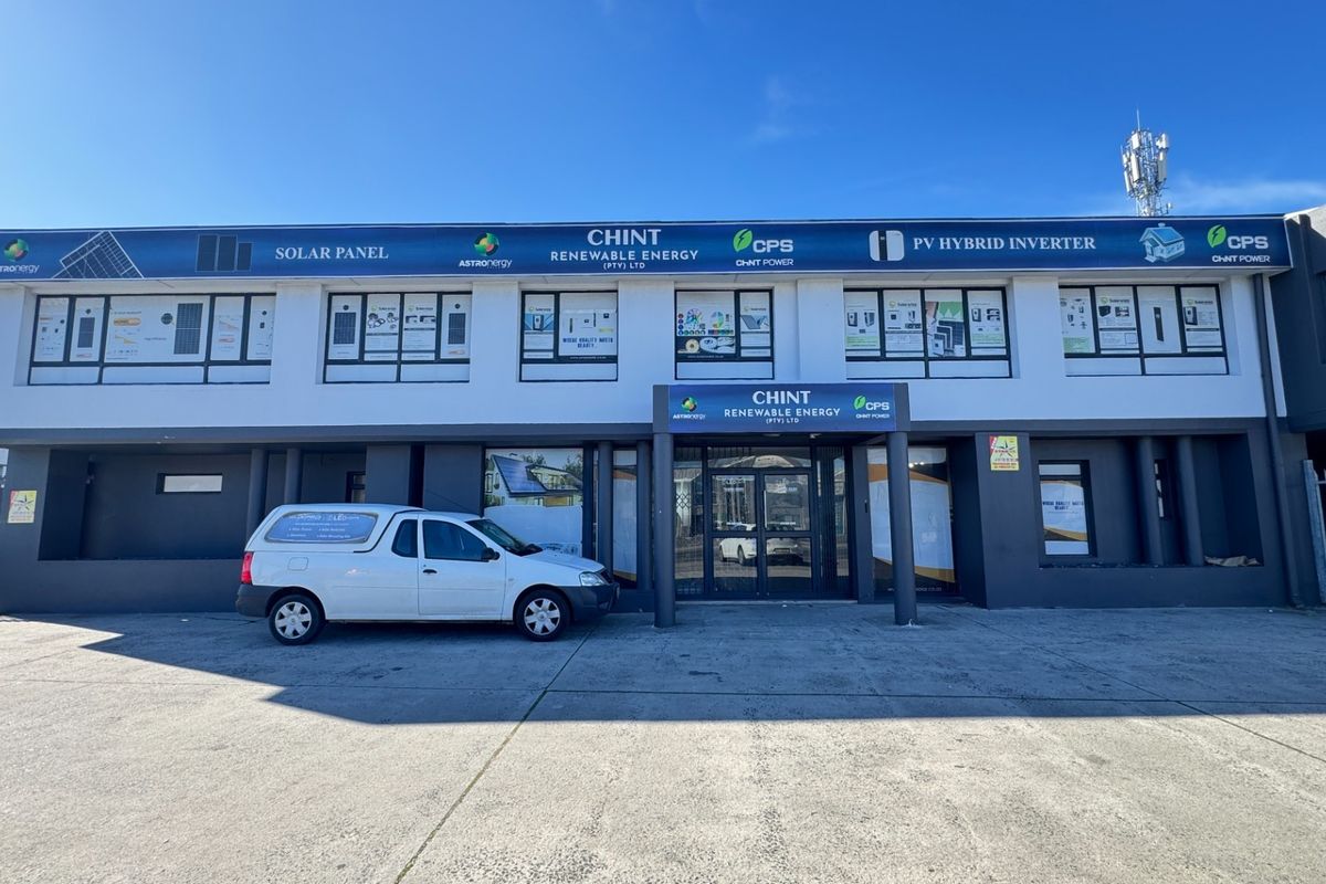 424m2 Industrial Property with Retail space To Let on Montague Gardens, Cape Town - Photo 2