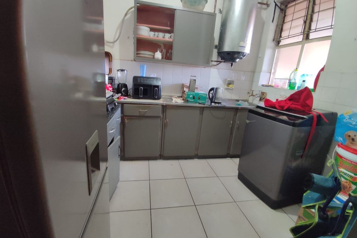 20 Units and 2 Shops For Sale in Klerksdorp Central, Klerksdorp, North West - Photo 5