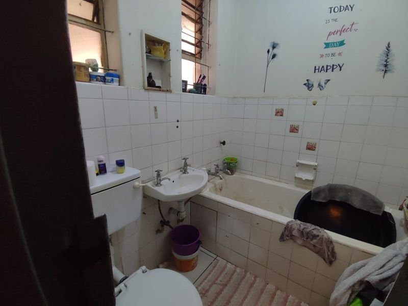 20 Units and 2 Shops For Sale in Klerksdorp Central, Klerksdorp, North West - Photo 8