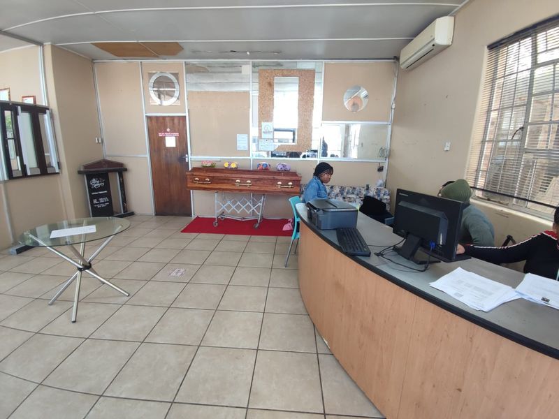 Commercial Property For Sale in Klerksdorp Central, Klerksdorp, North West - Photo 3