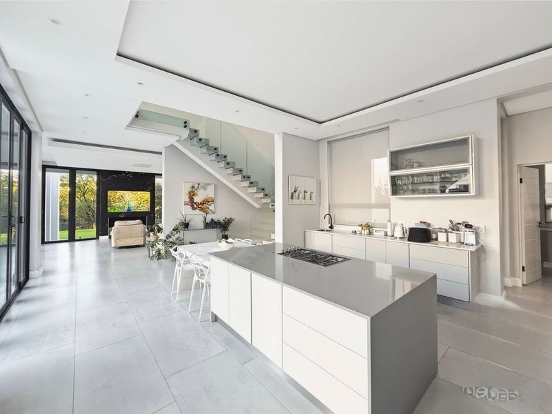 Architectural Masterpiece on the Greenbelt Exceptional Luxury Living - Photo 6