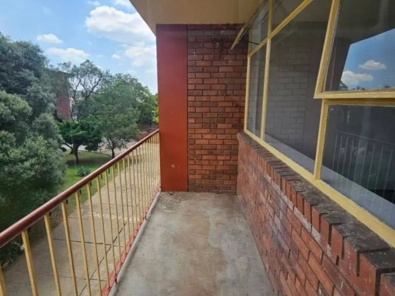 Apartment For Sale in Dinwiddie Germiston Gauteng - Photo 6