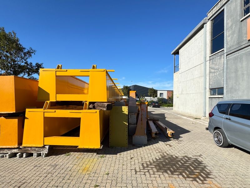Industrial Warehouse To Let in Rivergate, Cape Town | Cranes, Yard and Parking - Photo 10
