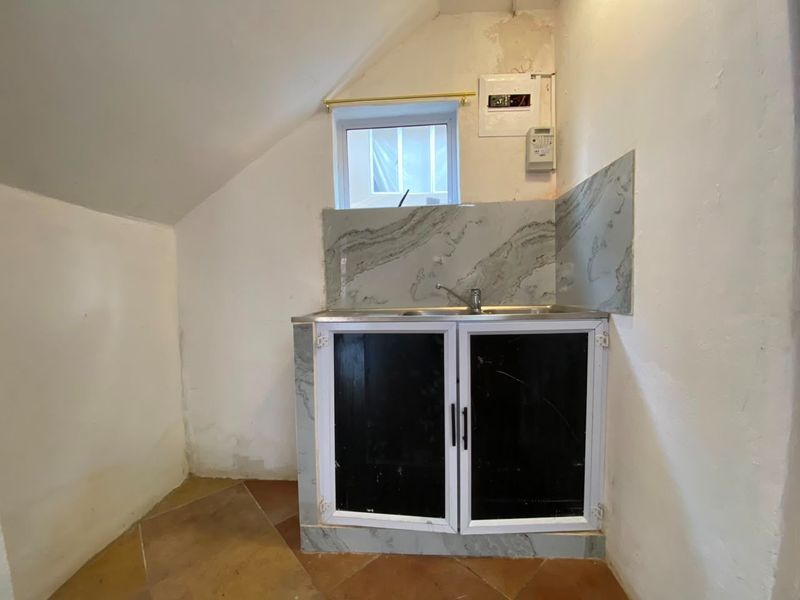 Modern 2 Bedroom Apartment to Let in Bluff - Water Included | R7,500 per Month - Photo 4