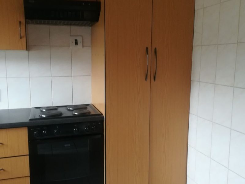 Apartment for Sale in the Boomed off Area of Croydon - Photo 7