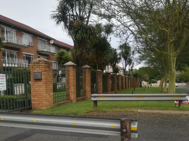 Apartment for Sale in the Boomed off Area of Croydon - Photo 1