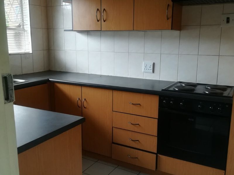 Apartment for Sale in the Boomed off Area of Croydon - Photo 8