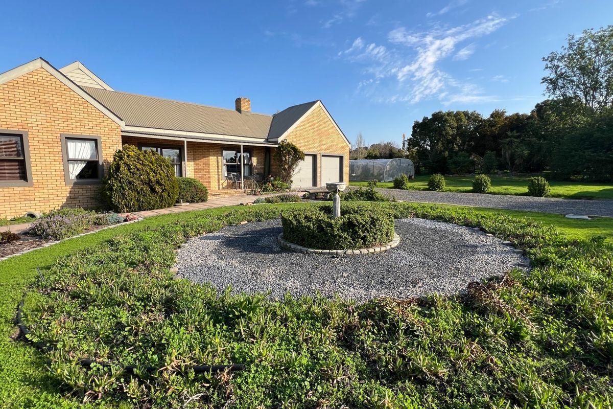 Exceptional Smallholding with Development Potential | Vierlanden, Durbanville - Photo 4