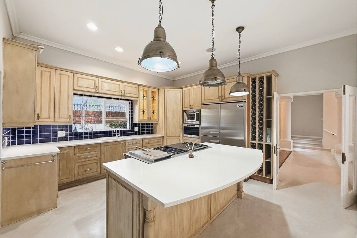 Contemporary Family Living in a Tranquil Dainfern Golf Estate Setting - Photo 3