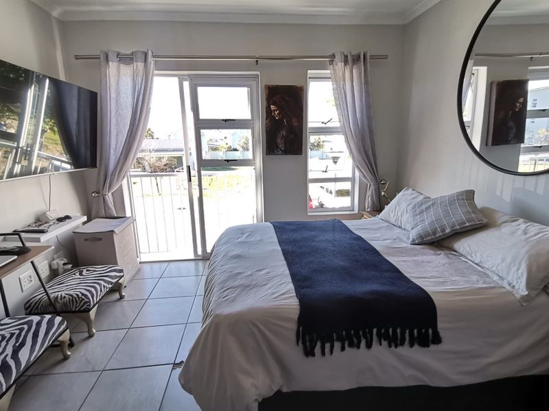 Bachelor Apartment For Sale in La Vie Estate, Paarl - Photo 6