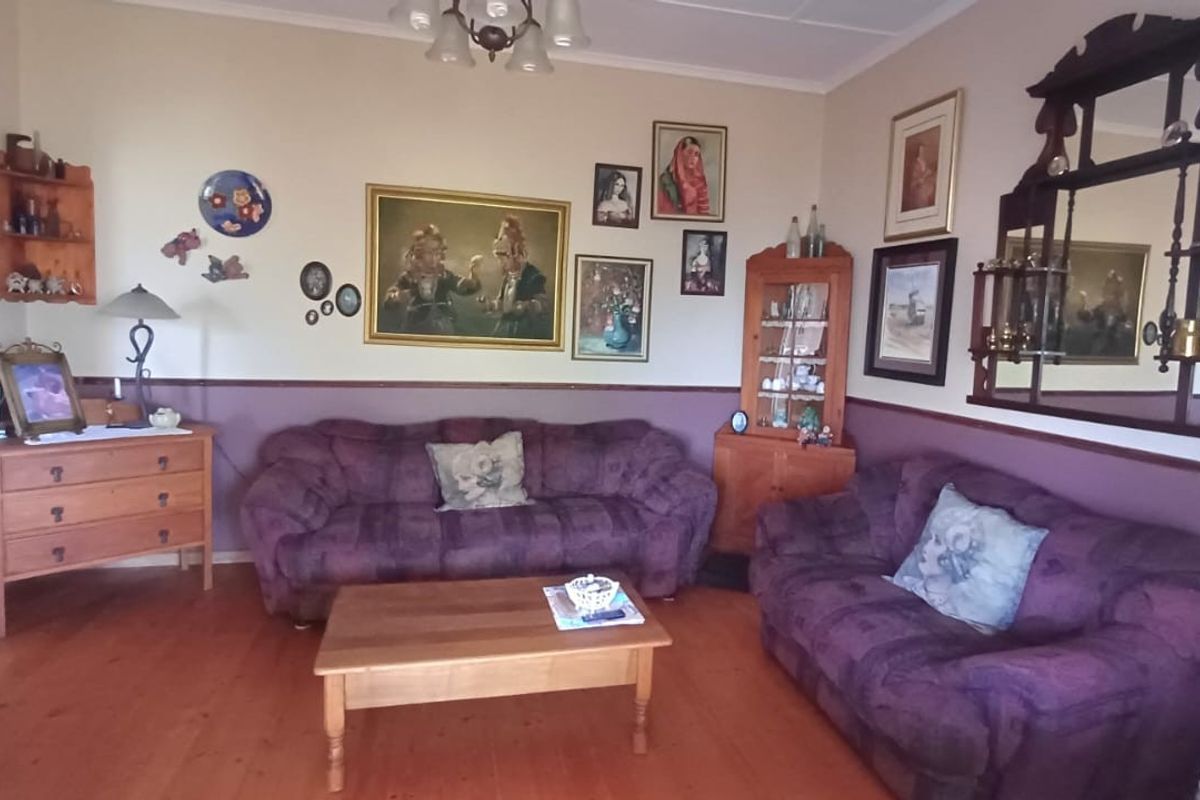 House For Sale in Penford, Uitenhage - Photo 4