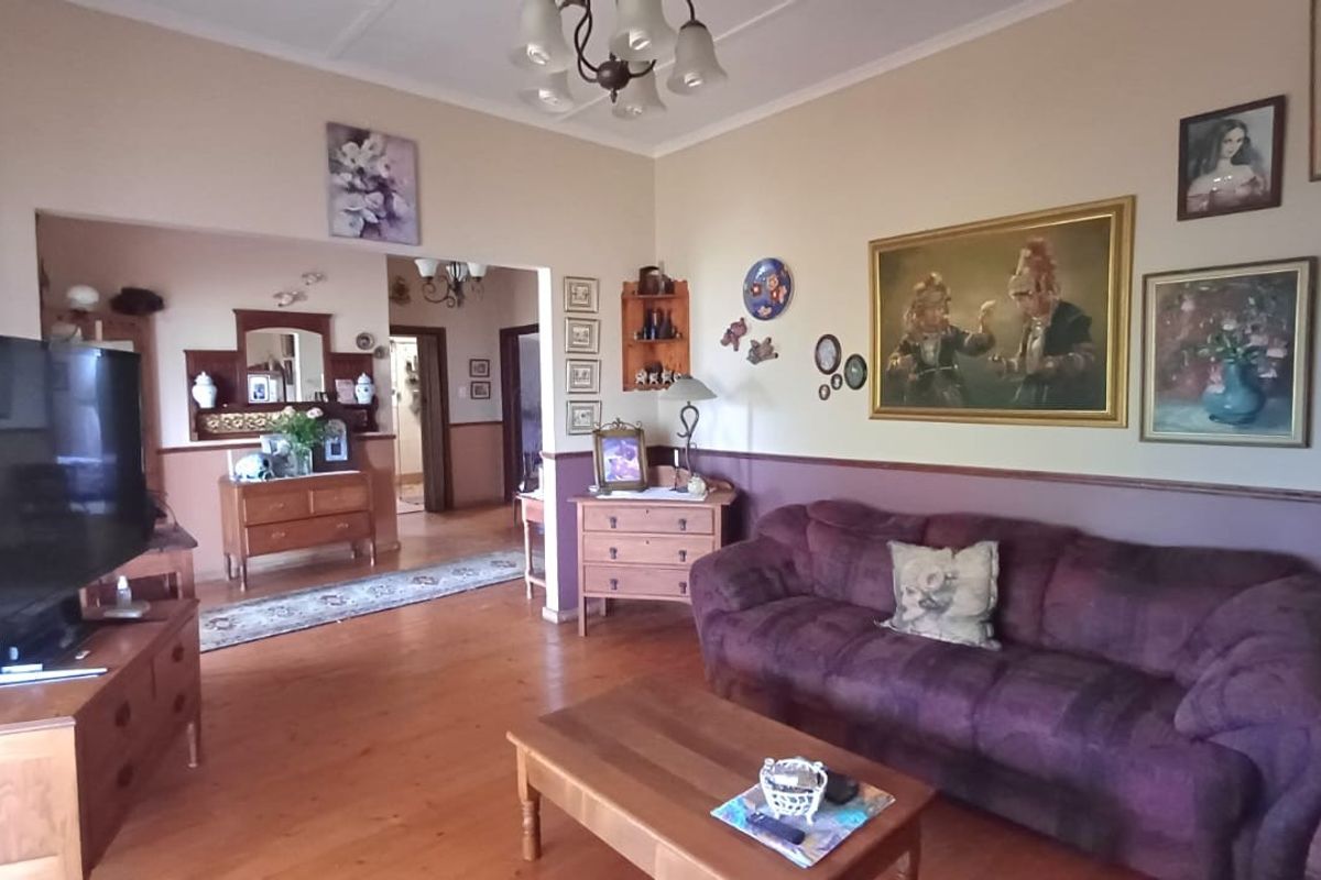 House For Sale in Penford, Uitenhage - Photo 3