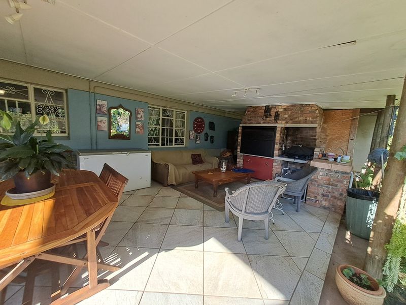 House For Sale in Penford, Uitenhage - Photo 9