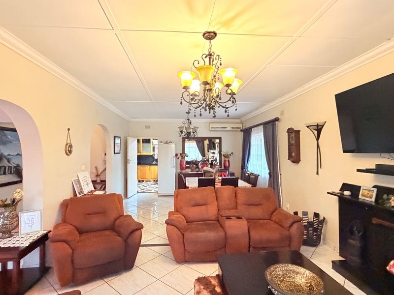 House For Sale in Ingagane, Newcastle, KwaZulu Natal - Photo 6