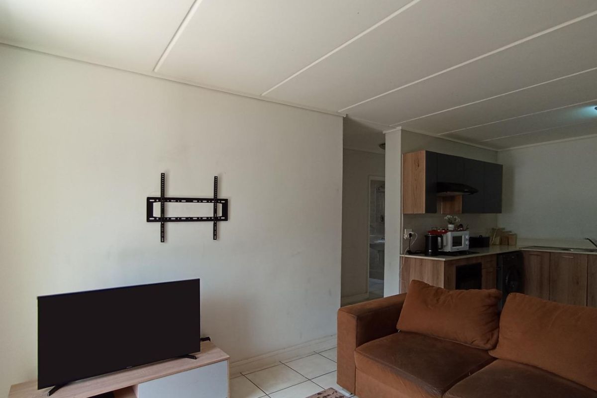 Apartment For Sale in Linbro Park, Sandton - Photo 3