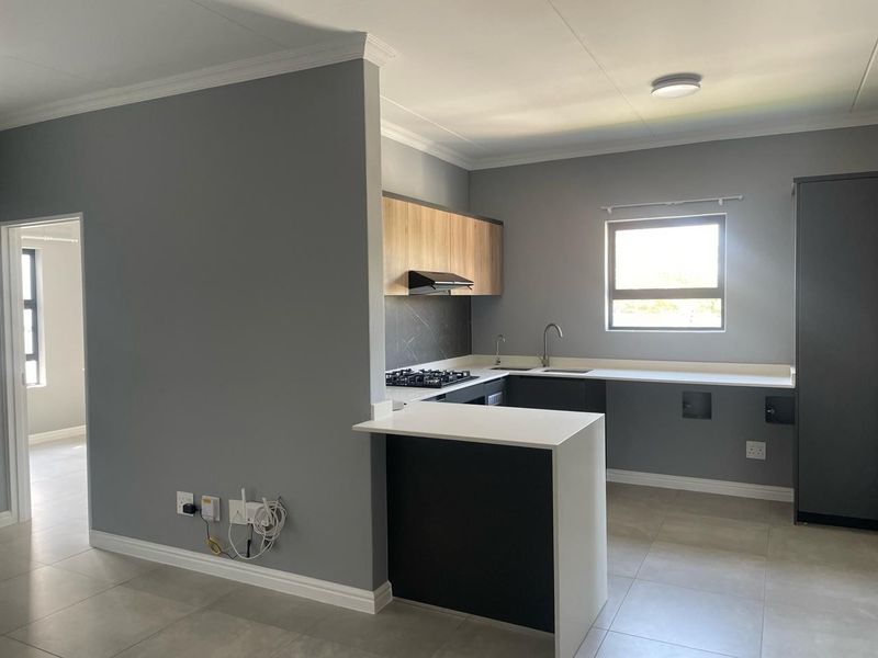 Apartment To Rent in Glen Austin AH, Midrand - Photo 3