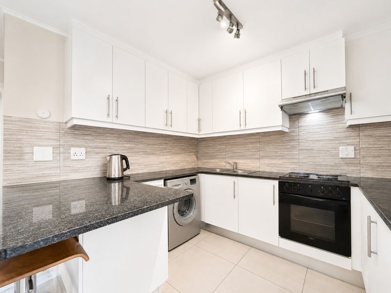 Lifestyle Living in Popular Estate!!! - Photo 4