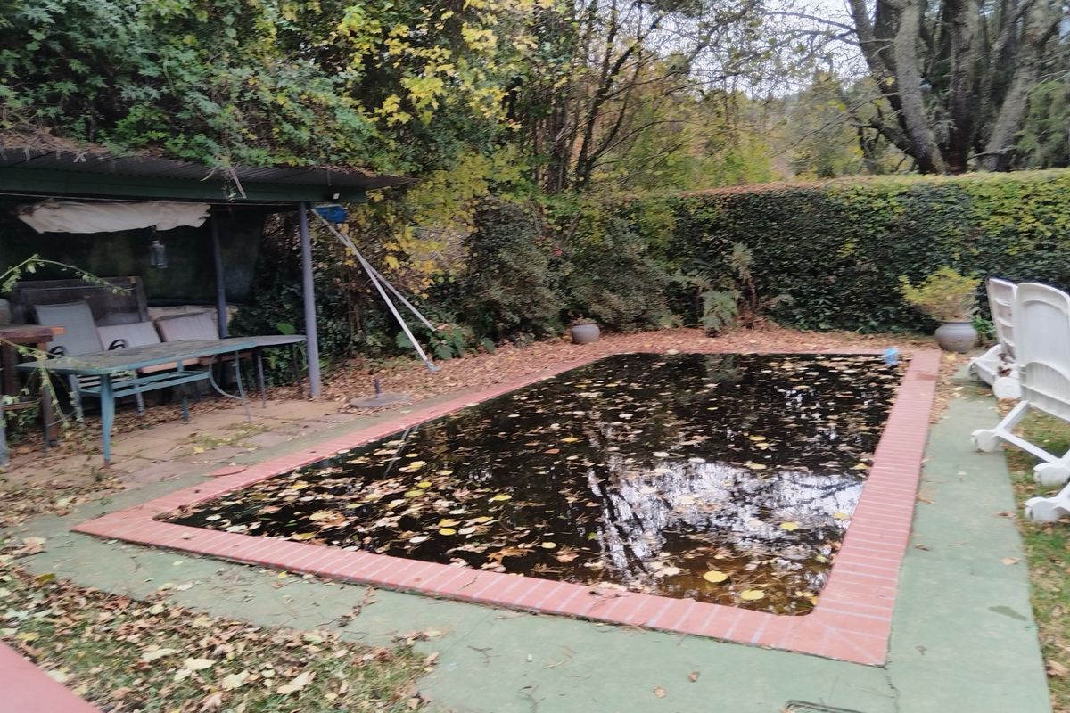 HOGSBACK HOME FOR SALE WITH MAGICAL GARDEN - Photo 3