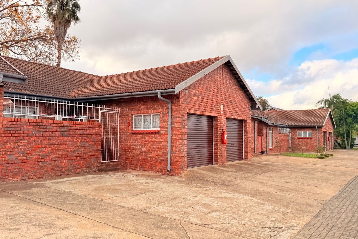 Townhouse For Sale in Vryheid, KwaZulu Natal - Photo 4