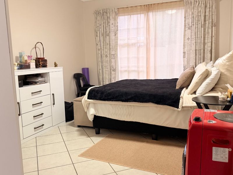 Apartment For Sale in Sunnyridge, Newcastle, KwaZulu Natal - Photo 5