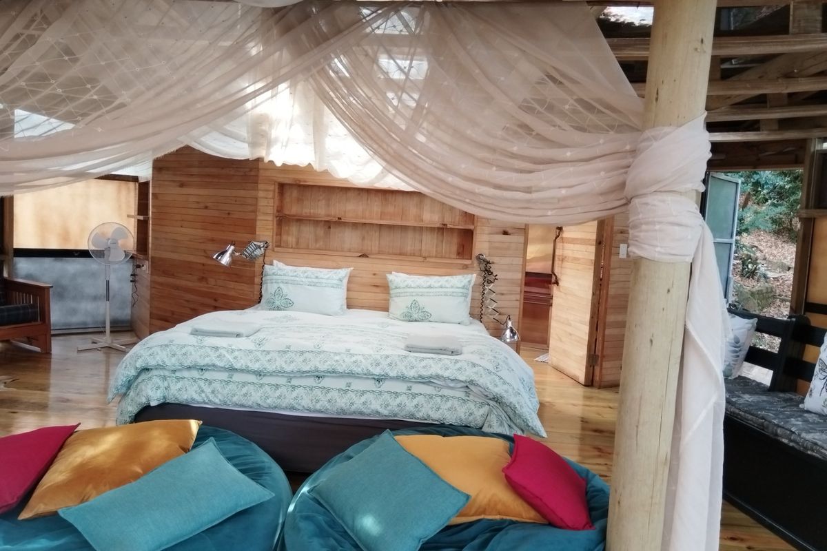 CHARMING INCOME GENERATING PROPERTY FOR SALE IN HOGSBACK - Photo 4