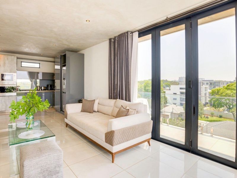 Fully Furnished Luxury 1 Bedroom Apartment To Let at The Paramount, Houghton Estate - Photo 5
