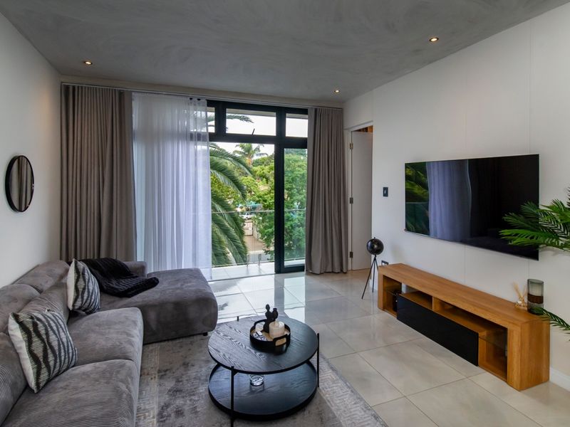Fully Furnished Luxury 1 Bedroom Apartment To Let at The Paramount, Houghton Estate - Photo 3