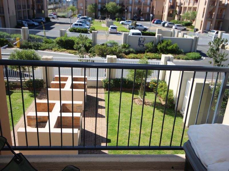 Spacious 2 Bedroom Corner Apartment for Sale in Buh-Rein Estate, Kraaifontein - Photo 7