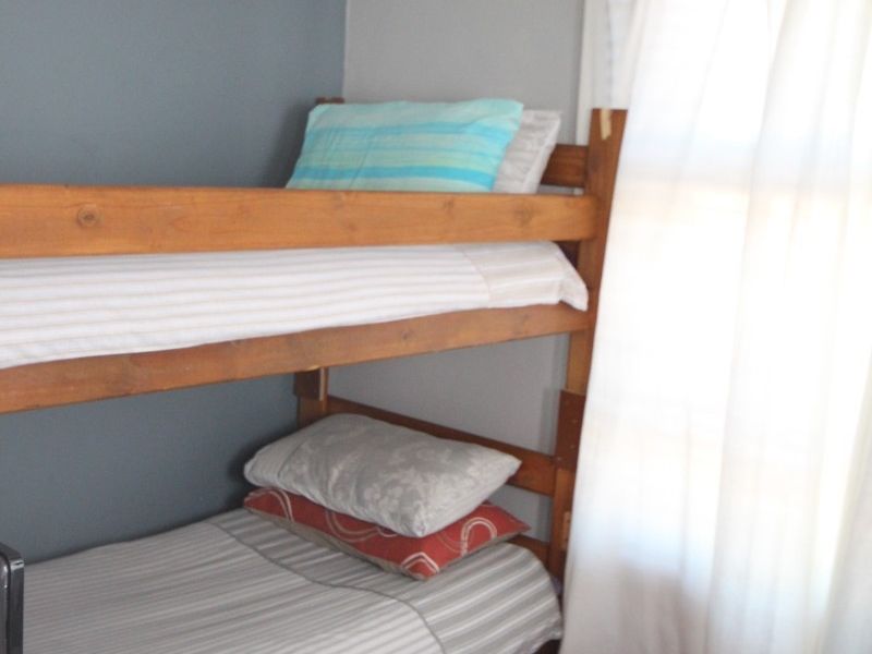 Spacious 2 Bedroom Corner Apartment for Sale in Buh-Rein Estate, Kraaifontein - Photo 9