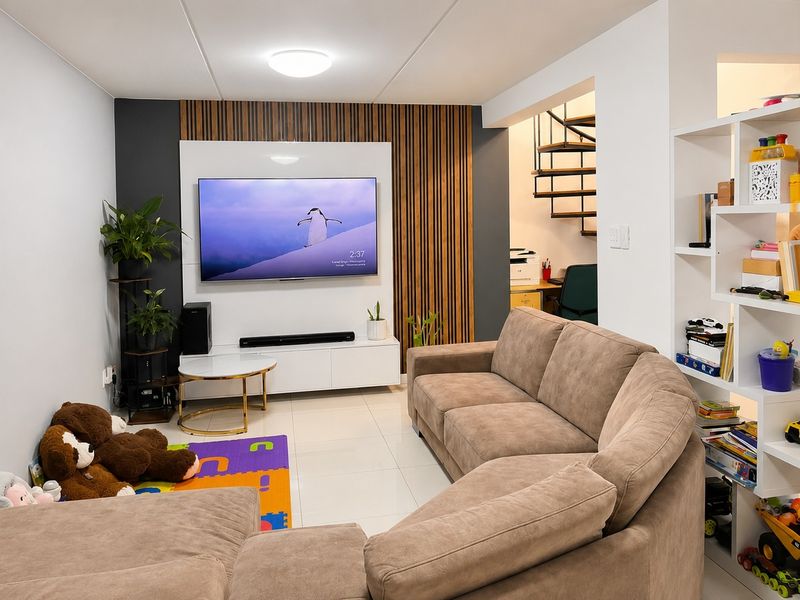 Townhouse at The Hamptons For Sale in Parklands, Blouberg - Photo 8