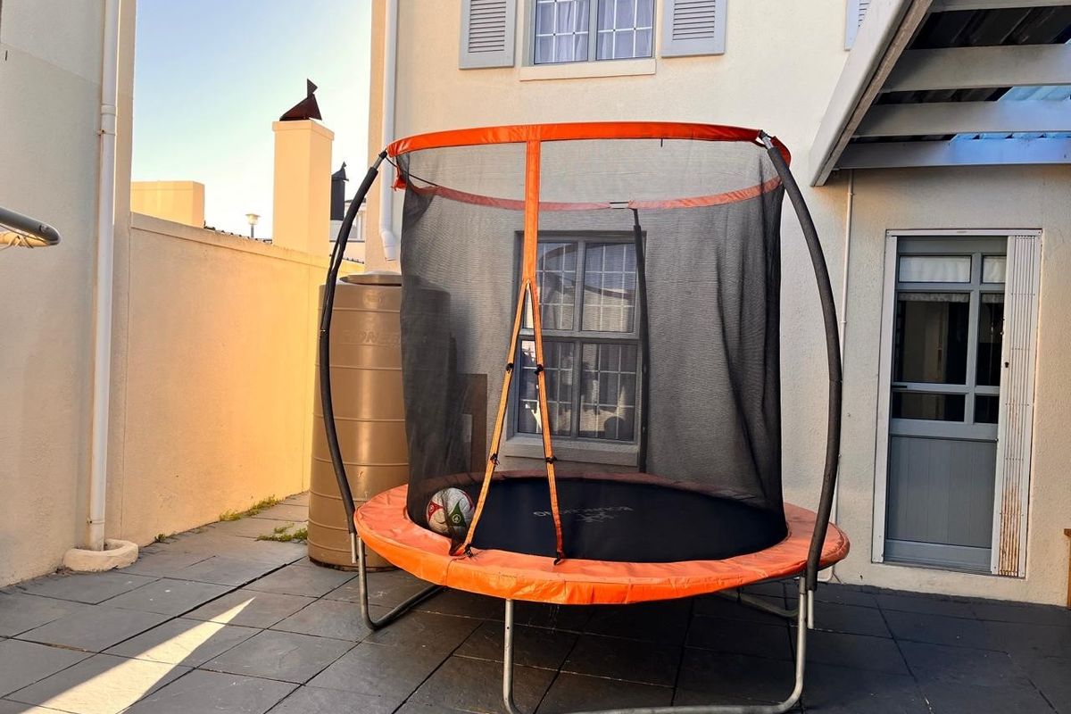 Townhouse at The Hamptons For Sale in Parklands, Blouberg - Photo 5