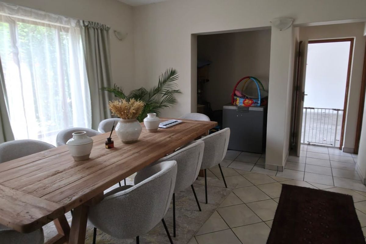 Beautiful family home for sale in Montecello Estate - Photo 3