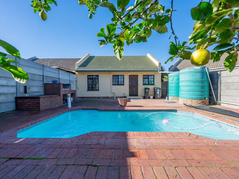 Charming, well maintained, 2 bedroom Townhouse - Photo 3