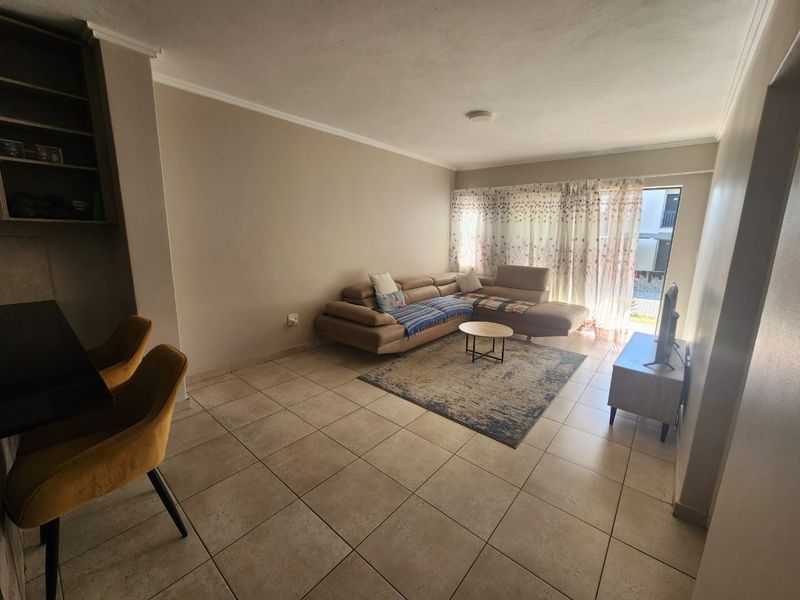 Groundfloor townhouse with private garden - Photo 9