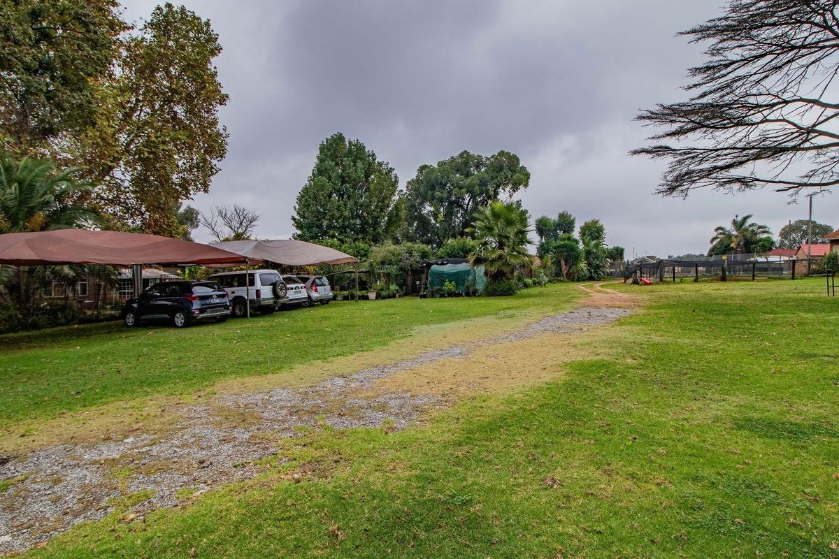 Farm For Sale in Chloorkop, Kempton Park - Photo 5