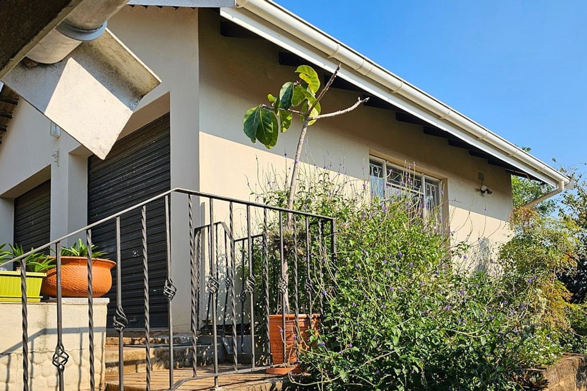 3 Bedroom , 3 Bathroom Family House with Flat - Photo 4