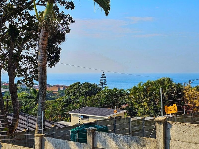 3 Bedroom , 3 Bathroom Family House with Flat - Photo 2